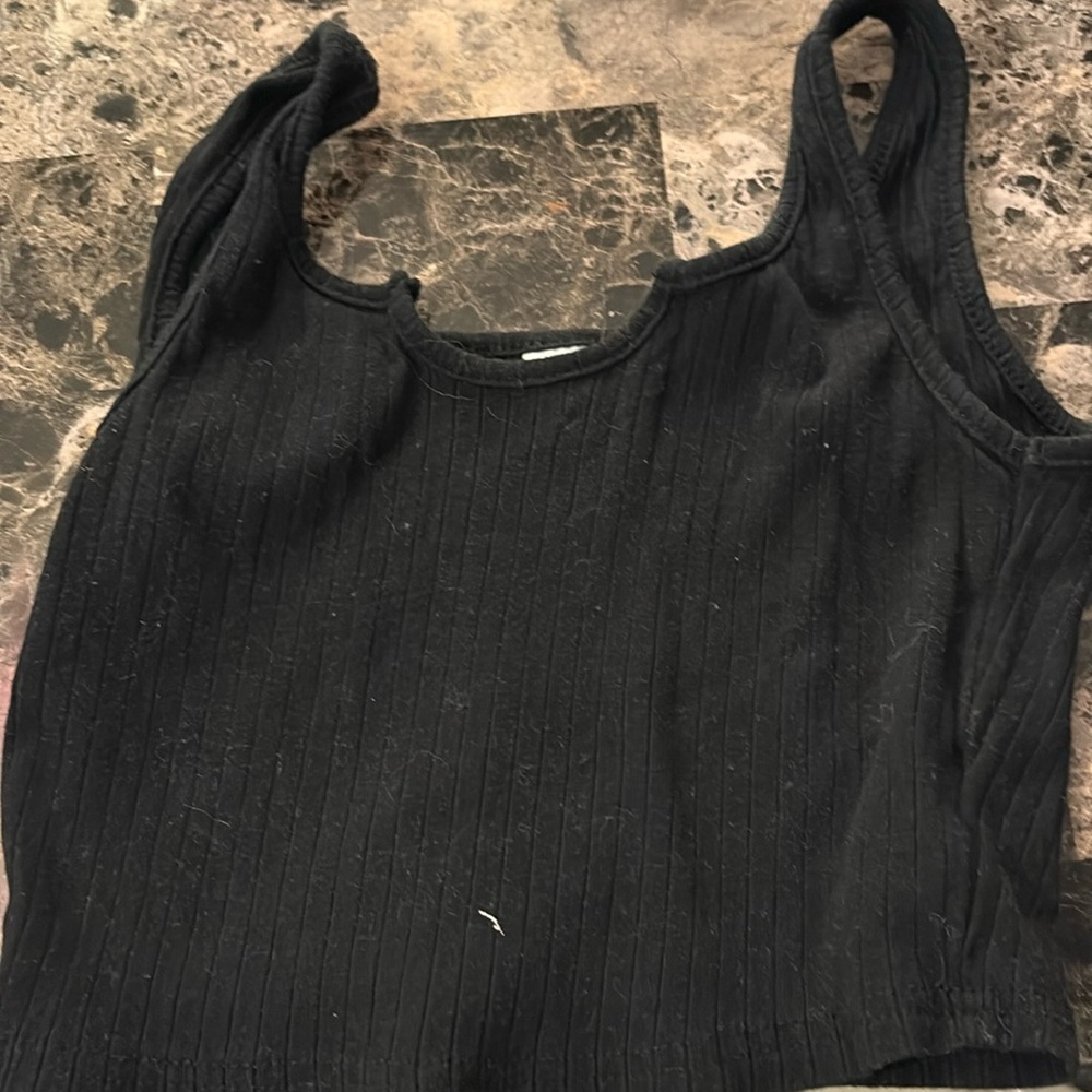 Black tank top crop top